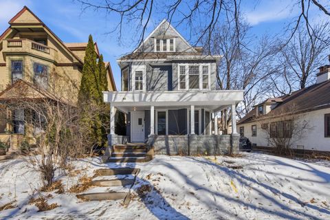 709 7th Street SE Minneapolis MN 55414