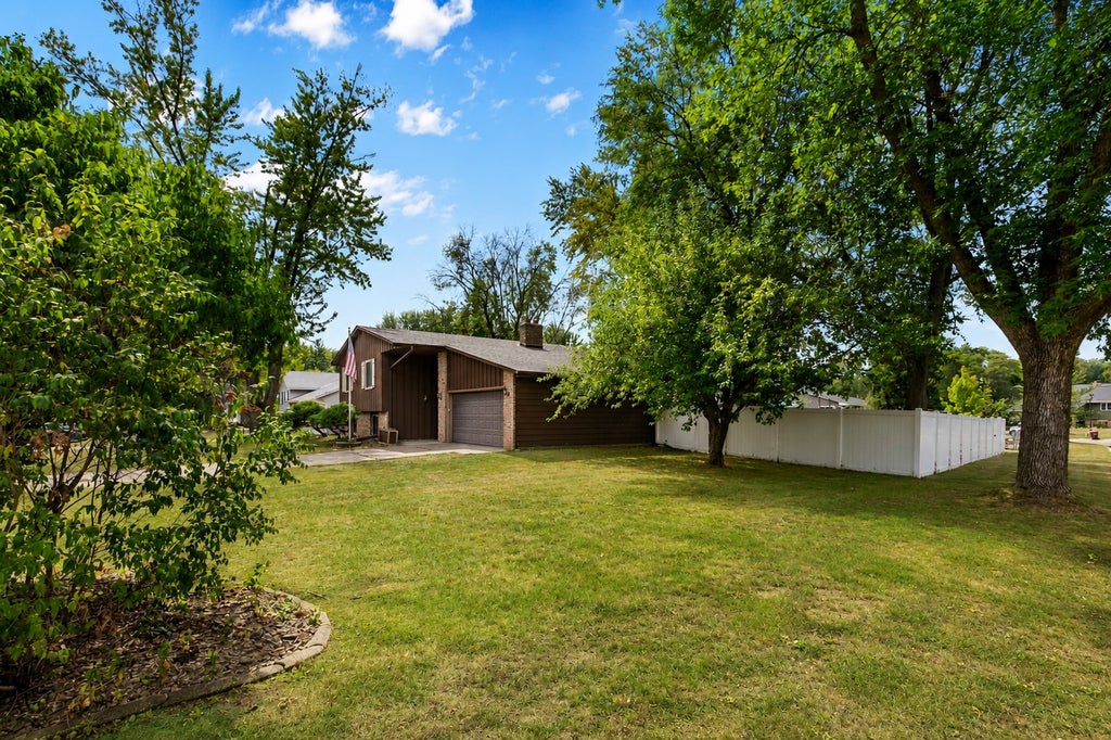 Photo of 7300 Illies Avenue S, Cottage Grove, MN 55016 (MLS # 7156549)