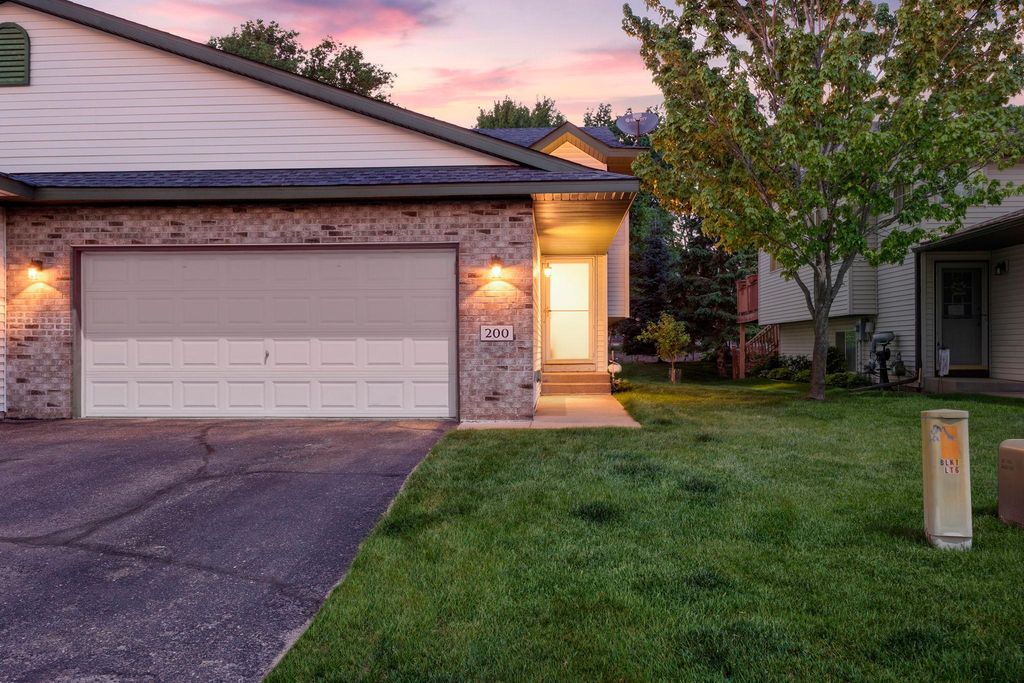 Photo of 200 21st Avenue SW, Cambridge, MN 55008 (MLS # 7067859)