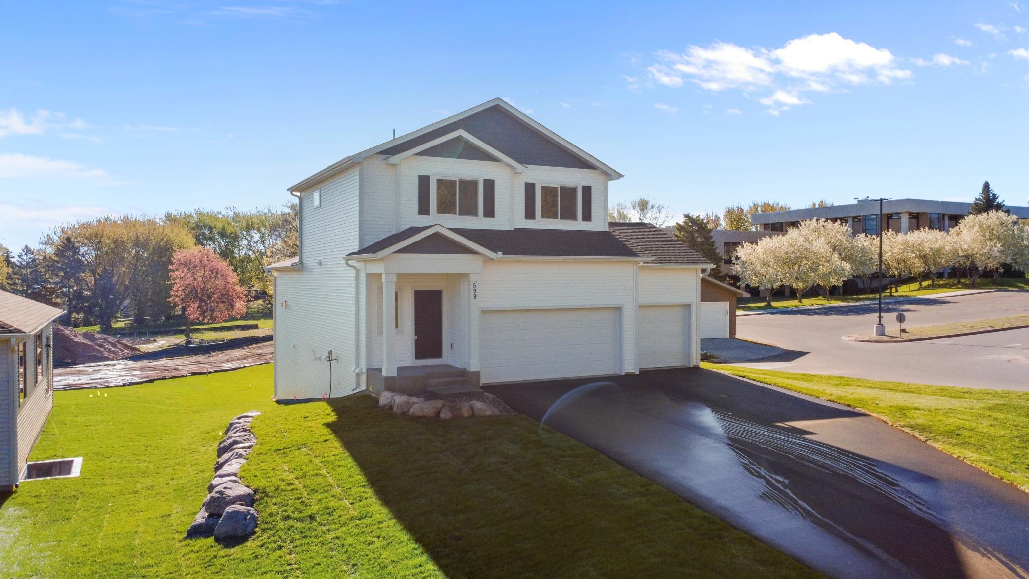 599 Stinson Boulevard