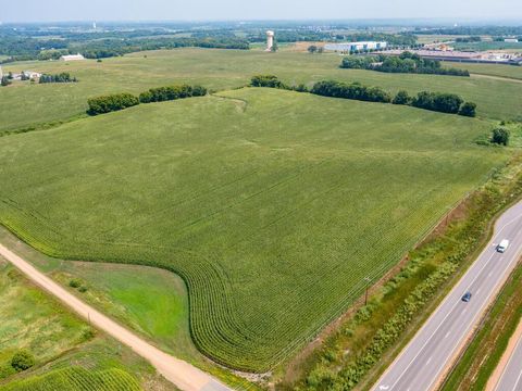 xx Highway 212 Carver MN 55315