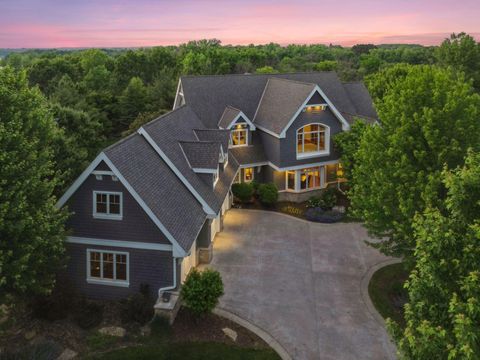 9726 Whistling Valley Road Lake Elmo MN 55042