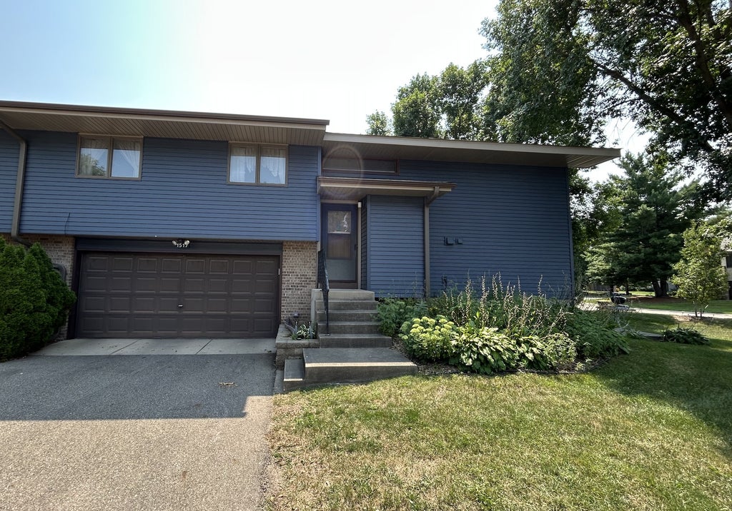 Photo of 1525 Pheasantwood Trail, Northfield, MN 55057 (MLS # 7123578)