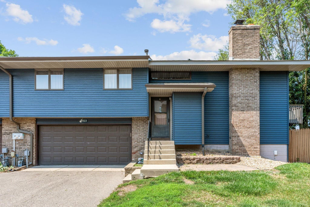 Photo of 1525 Pheasantwood Trail, Northfield, MN 55057 (MLS # 7123578)