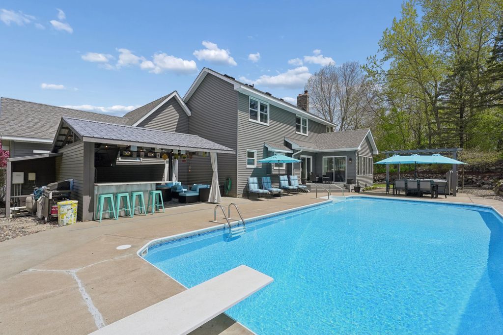 Photo of 900 Lecuyer Drive, Stillwater, MN 55082 (MLS # 7053146)