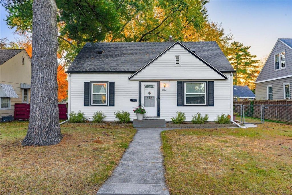 Photo of 4522 Thomas Avenue N, Minneapolis, MN 55412 (MLS # 7013240)