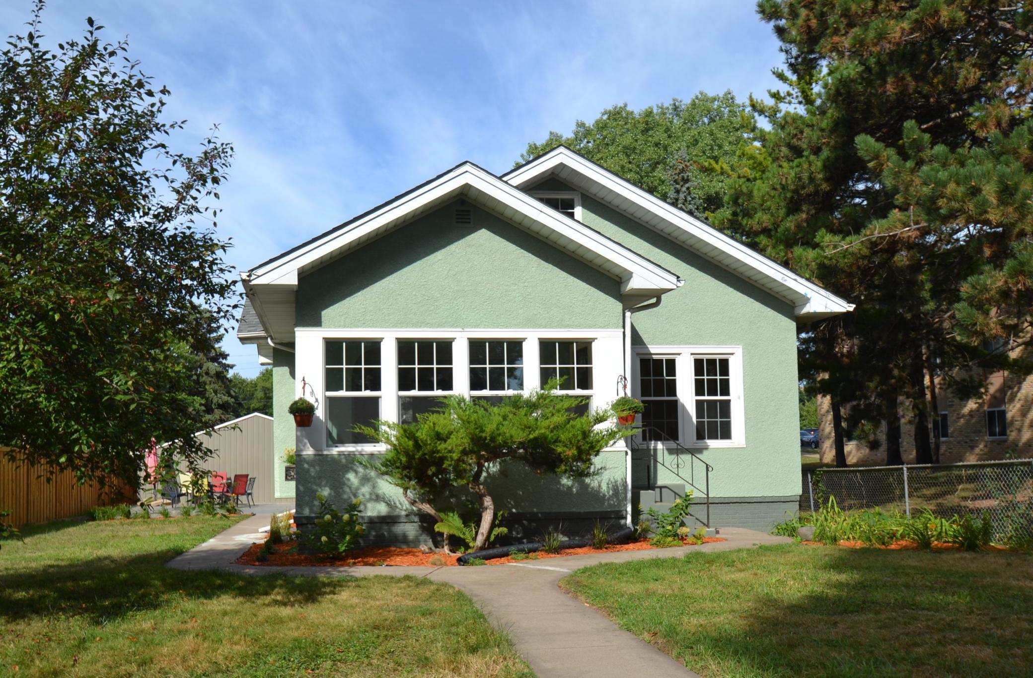 583 Fairview Avenue S