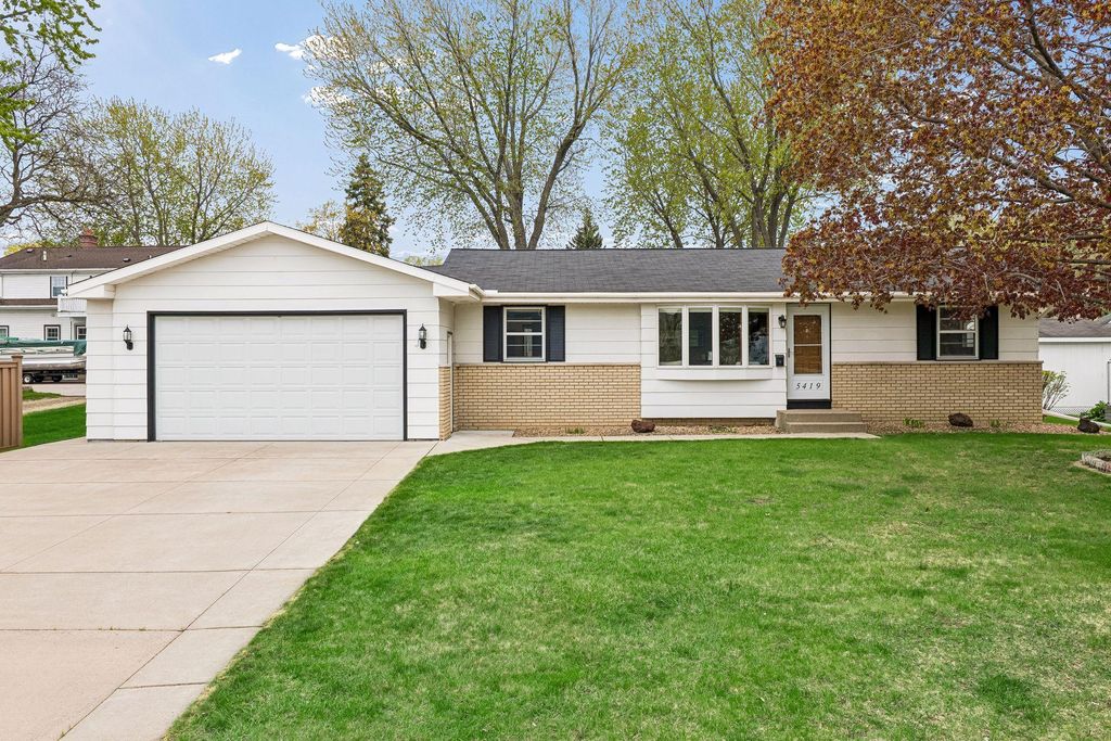 Photo of 5419 50th Avenue N, Crystal, MN 55429 (MLS # 7048342)
