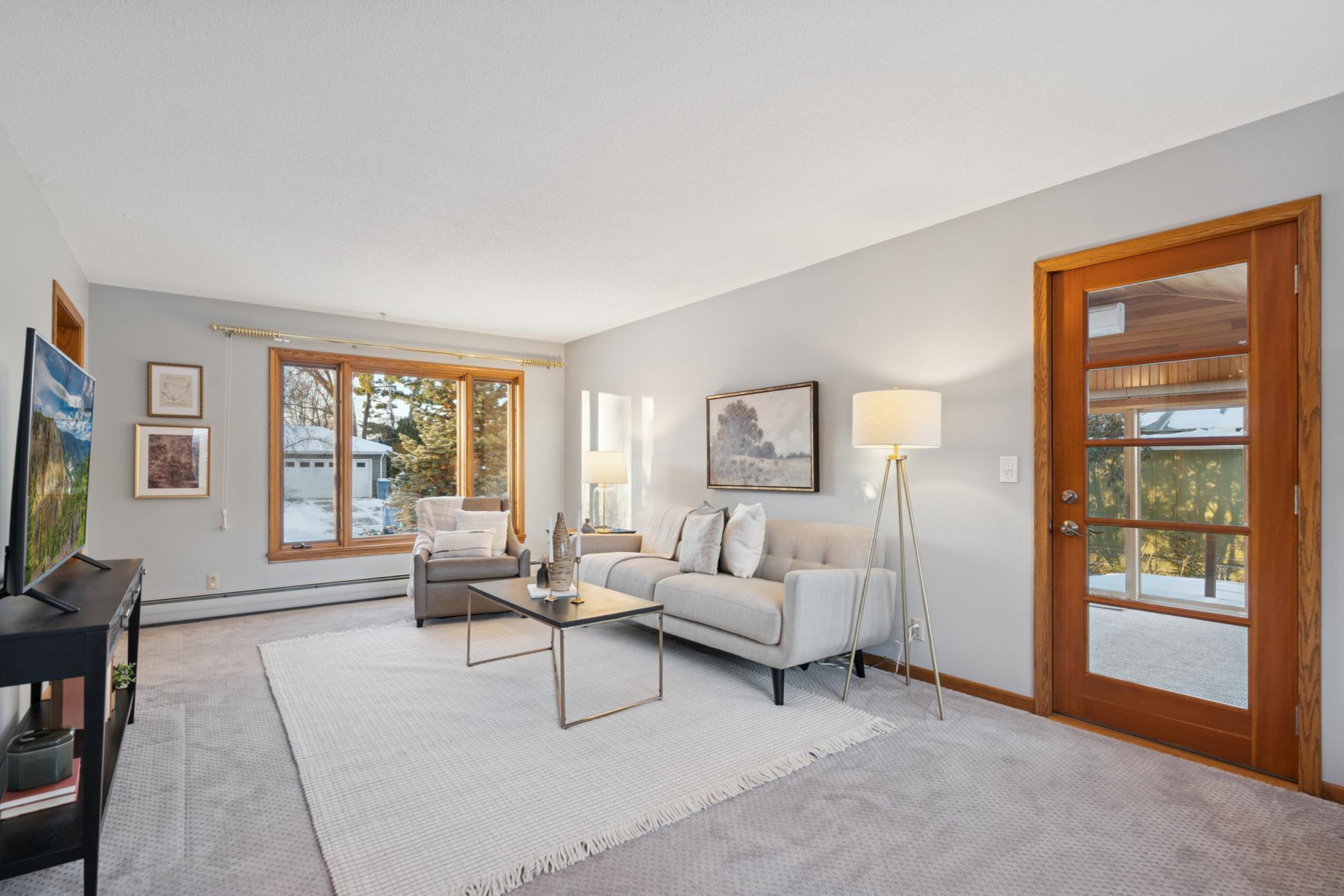 4046 Xerxes Avenue S