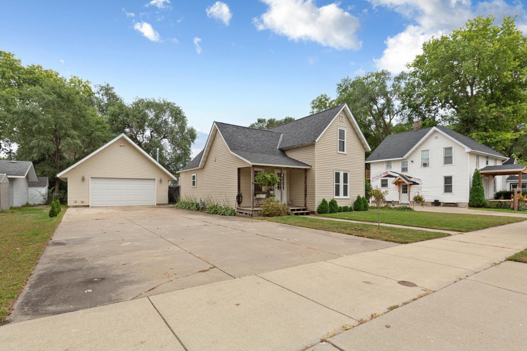Photo of 1221 Central Avenue N, Faribault, MN 55021 (MLS # 7143272)