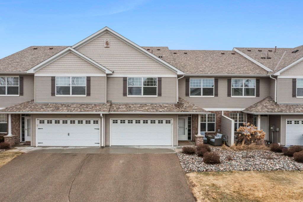 Photo of 2504 Country View Drive, Northfield, MN 55057 (MLS # 7030332)