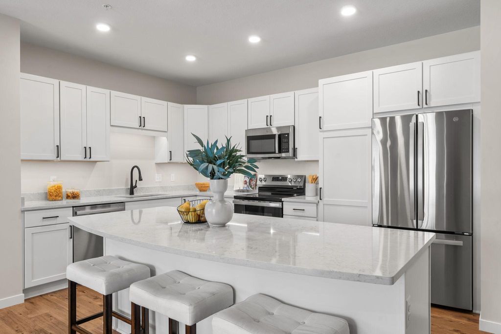 Photo of 2350 Harbor Place Pl #214, Mound, MN 55364 (MLS # 7018992)