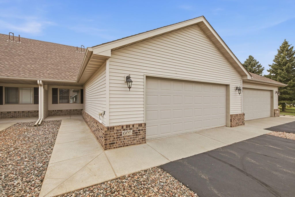 Photo of 606 Graceview Drive, Saint Joseph, MN 56374 (MLS # 7149620)