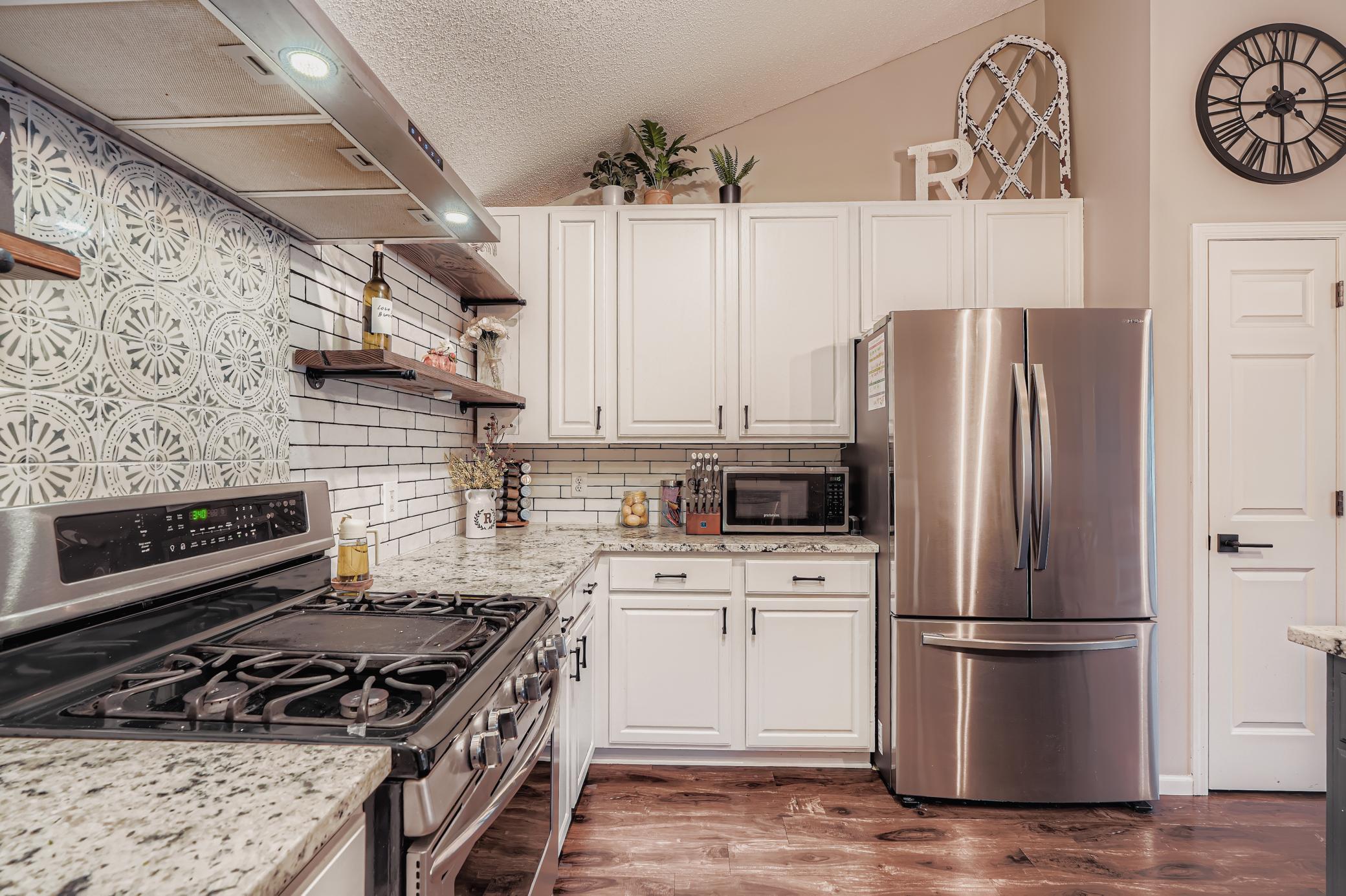 6887 Folkestone Road 712