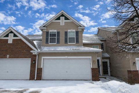 6887 Folkestone Road 712 Apple Valley MN 55124