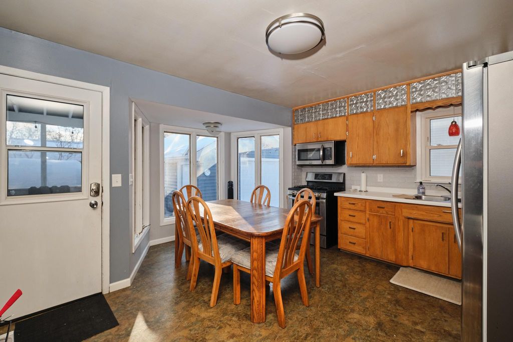 Photo of 1236 4 1/2 Street NW, Rochester, MN 55901 (MLS # 7003600)