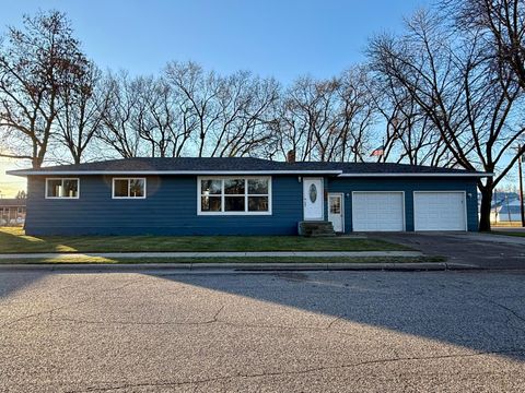 203 8th Street SE Barnesville MN 56514