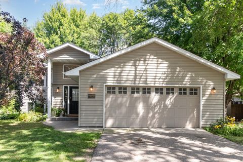 8345 Grace Court Victoria MN 55386
