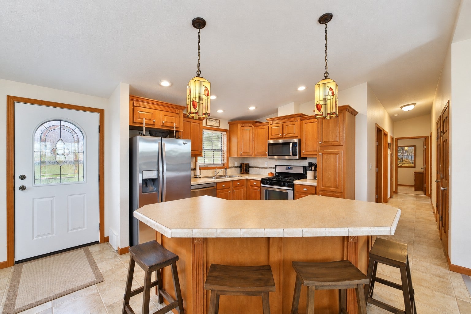 5042 White Gables Road