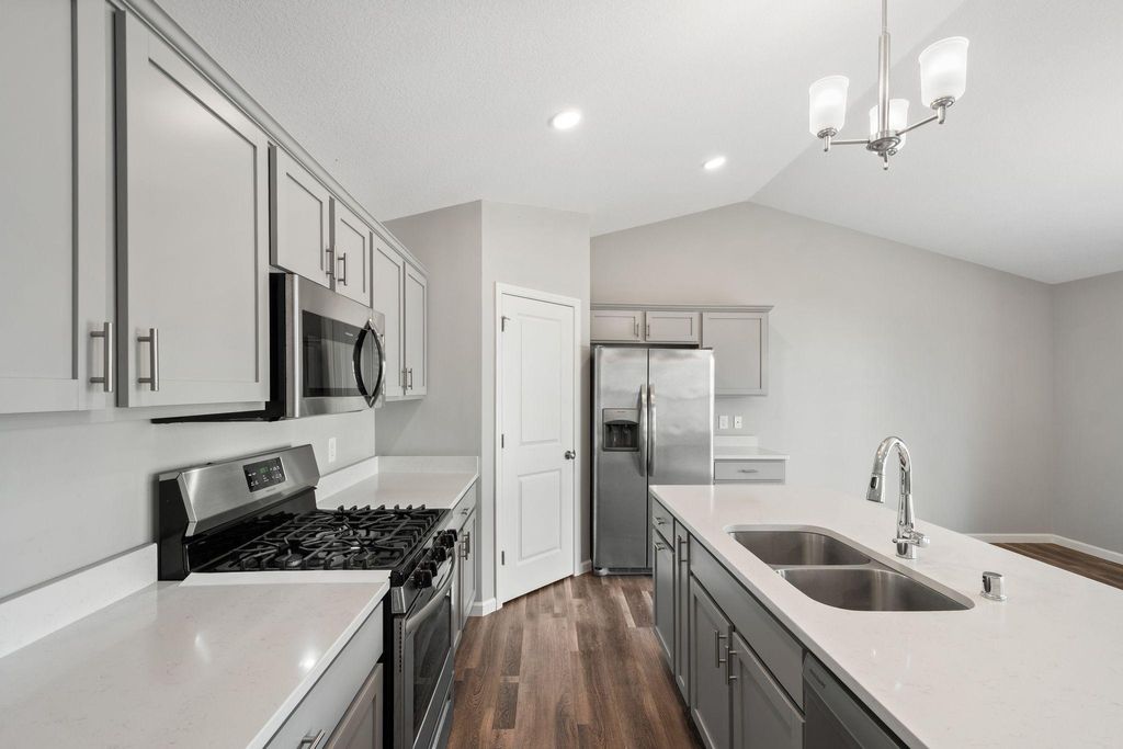 Photo of 9269 27th Street NE, Saint Michael, MN 55376 (MLS # 7043348)