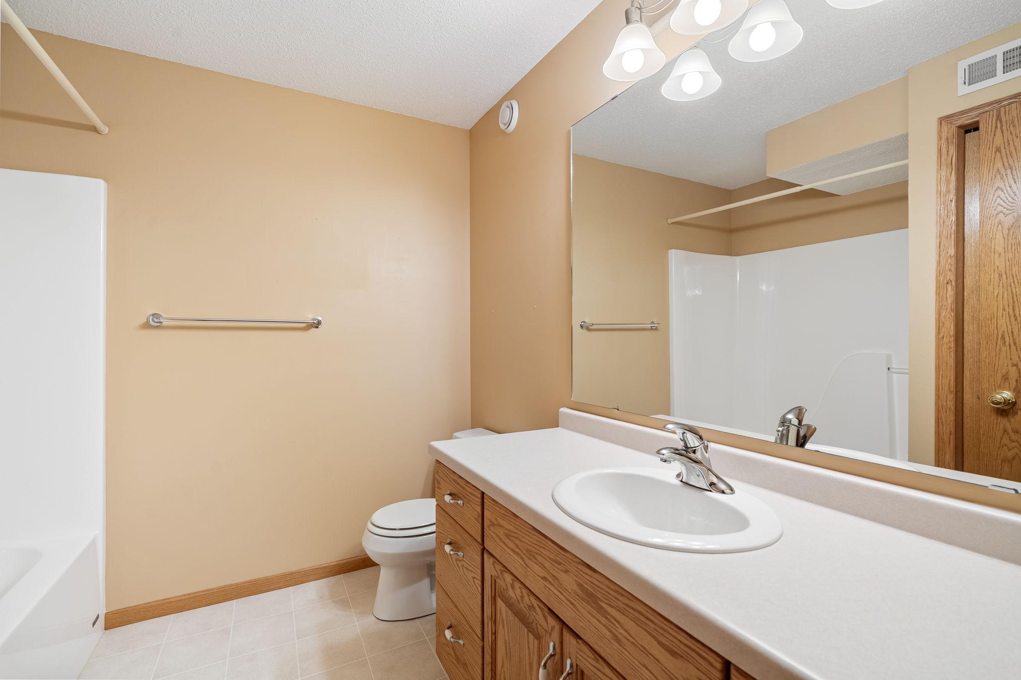 Owatonna, Minnesota 55060, United States, 3 Bedrooms Bedrooms, ,3 BathroomsBathrooms,Residential,Coming Soon,191764