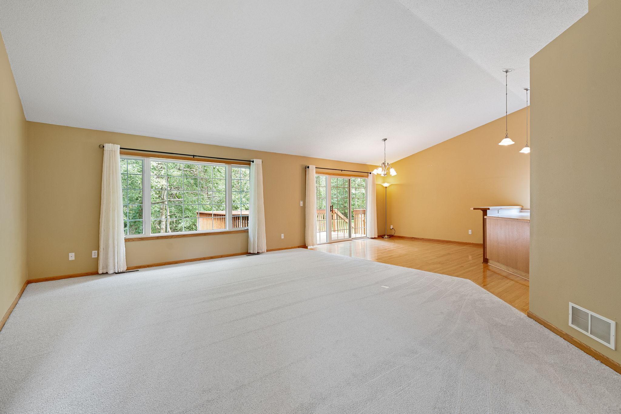 Owatonna, Minnesota 55060, United States, 3 Bedrooms Bedrooms, ,3 BathroomsBathrooms,Residential,Coming Soon,191764