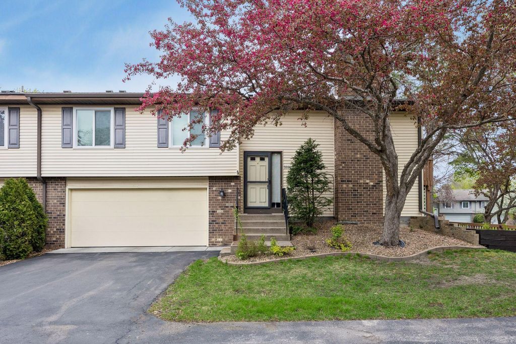 Photo of 14441 92nd Avenue N, Maple Grove, MN 55369 (MLS # 7071826)