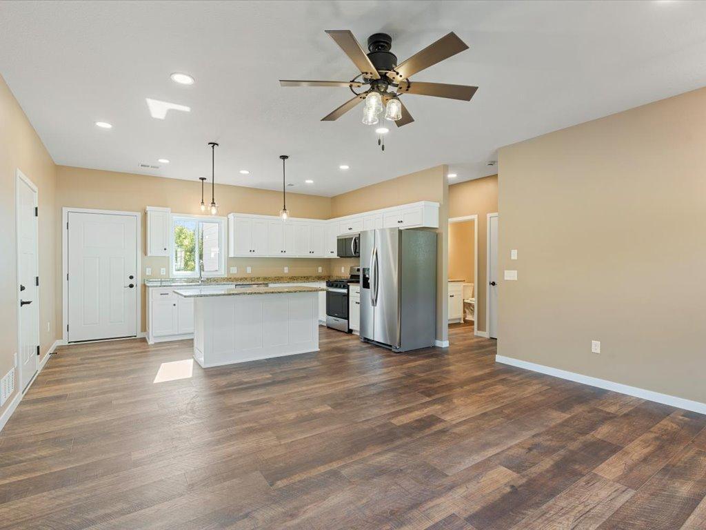 31468 Isabelle Drive