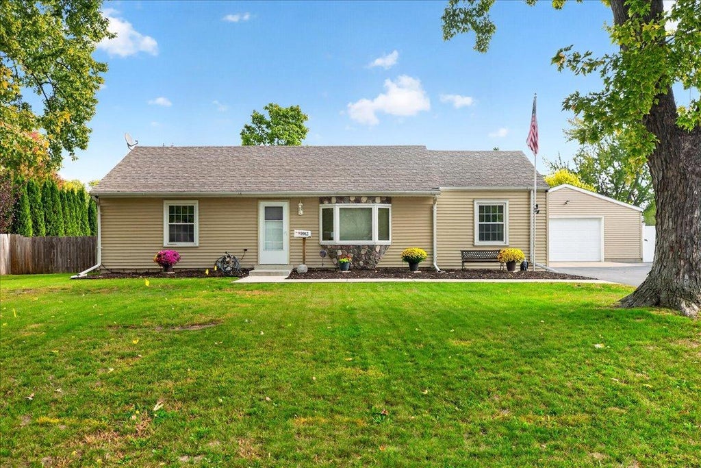 Photo of 9913 2nd Avenue S, Bloomington, MN 55420 (MLS # 7155630)