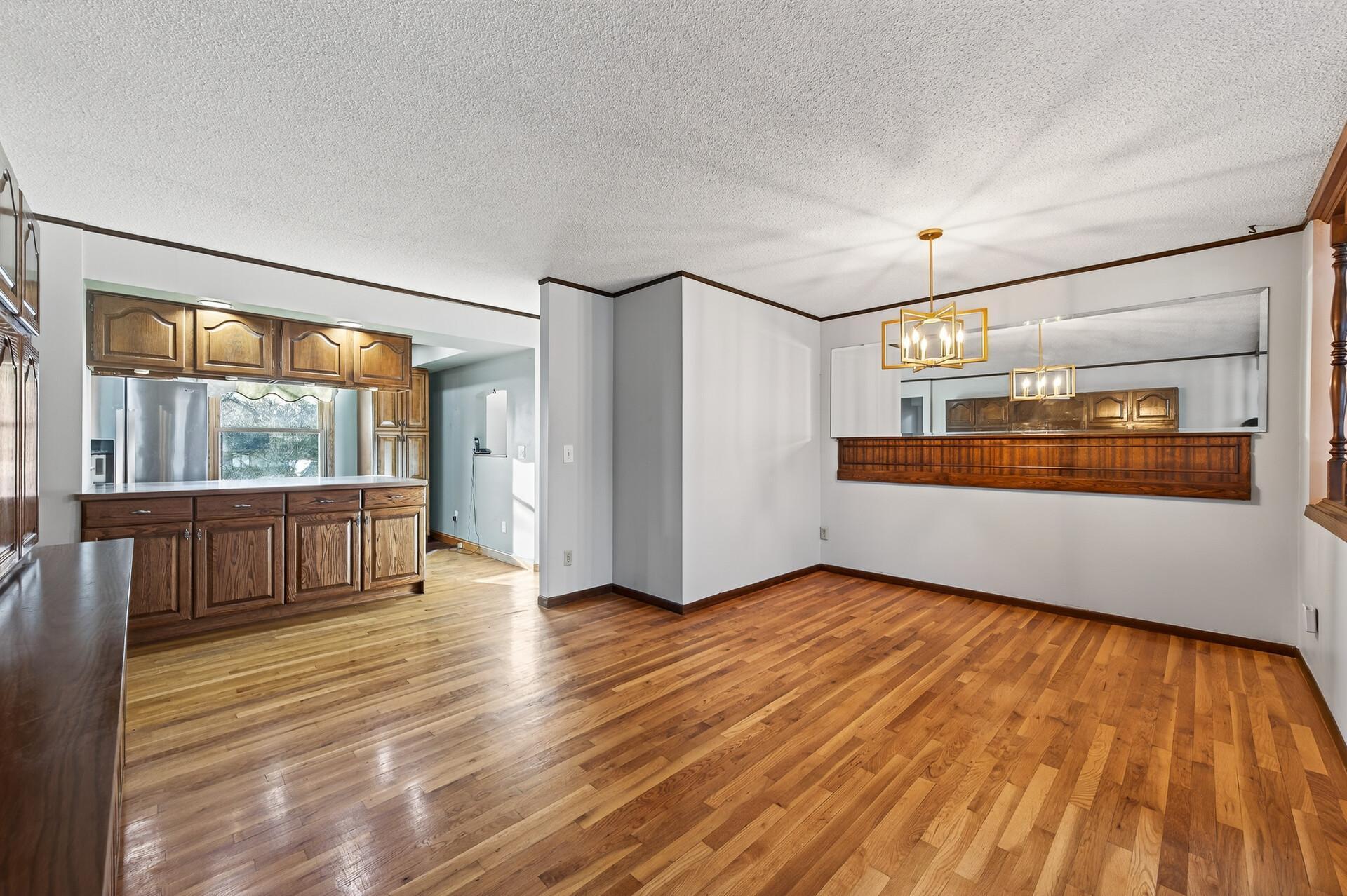 10161 Uplander Street NW