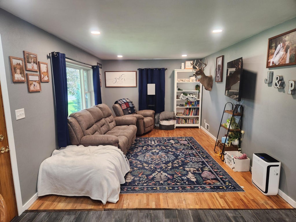 Photo of 805 E County Road N, Le Roy, MN 55951 (MLS # 7137004)
