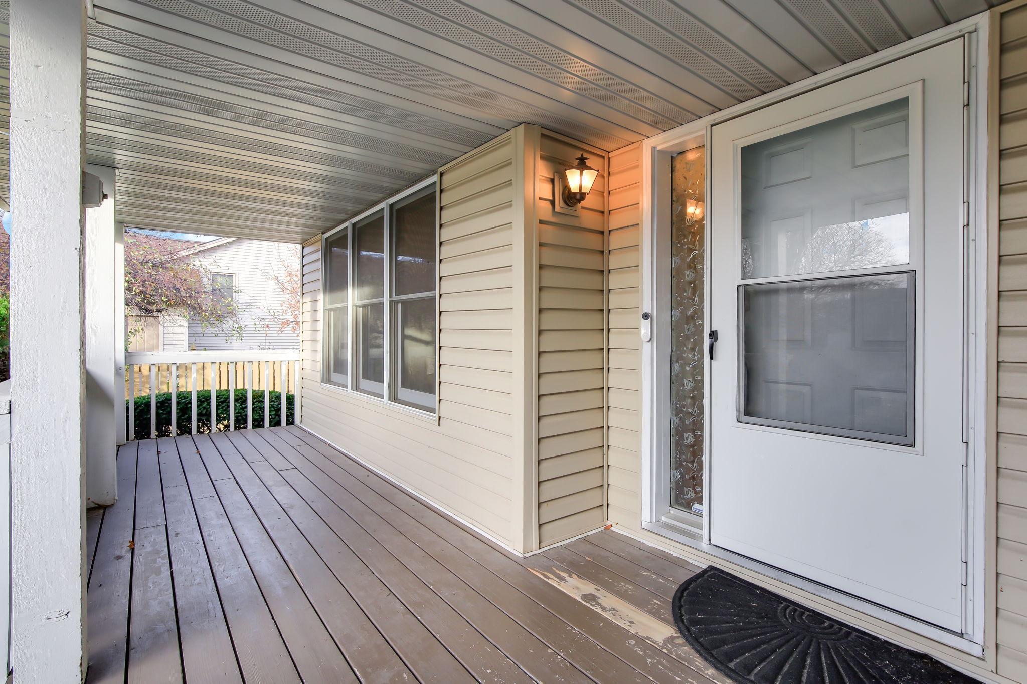 8932 Prestwick Circle N