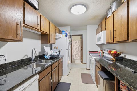 175 County Road B2 E 203 Little Canada MN 55117