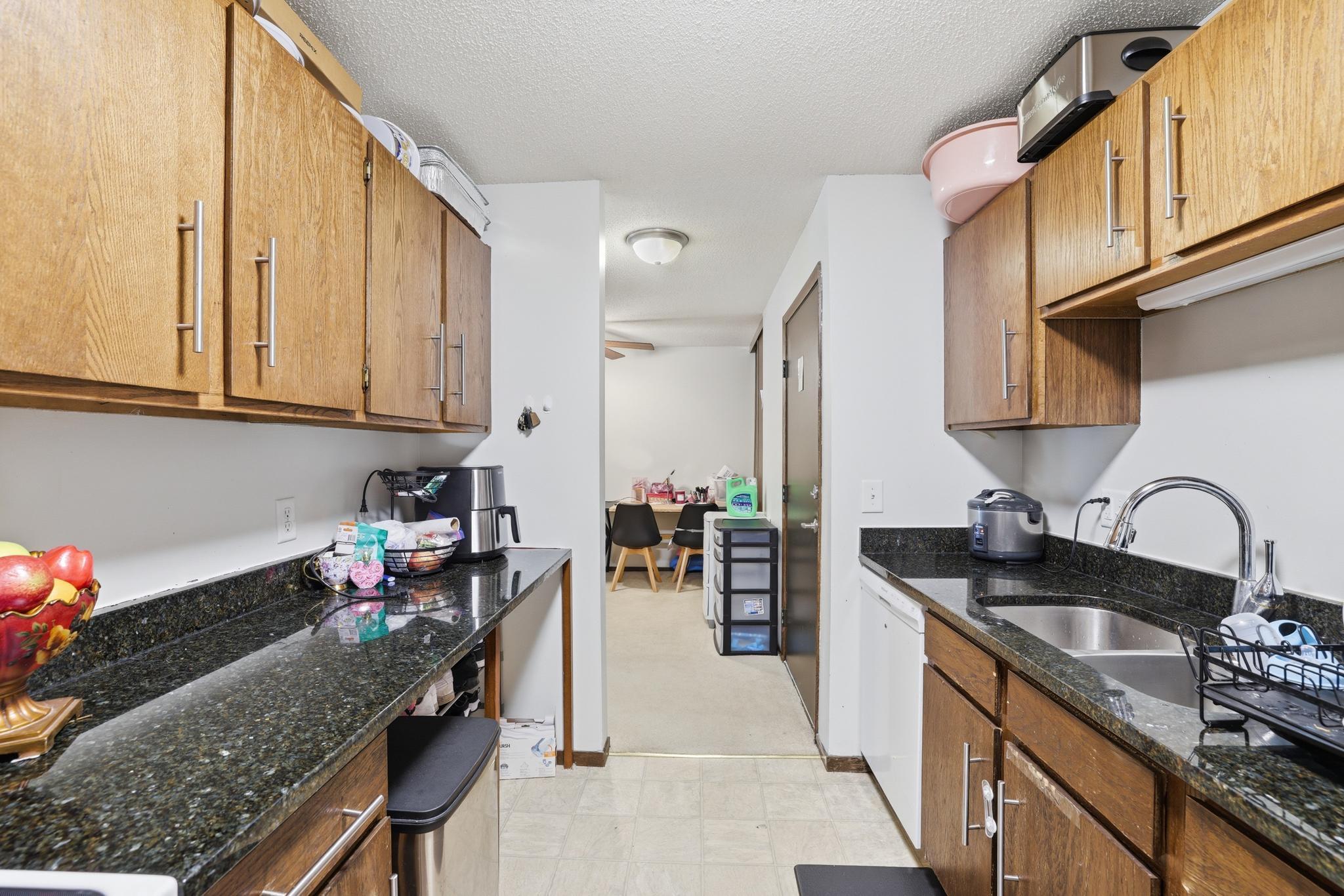 175 County Road B2 E 203