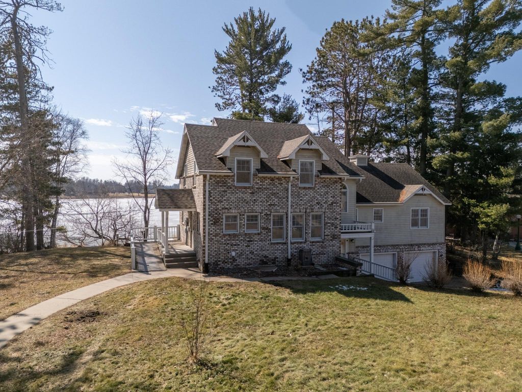 Photo of 120 NE 14th Street, Grand Rapids, MN 55744 (MLS # 7039014)