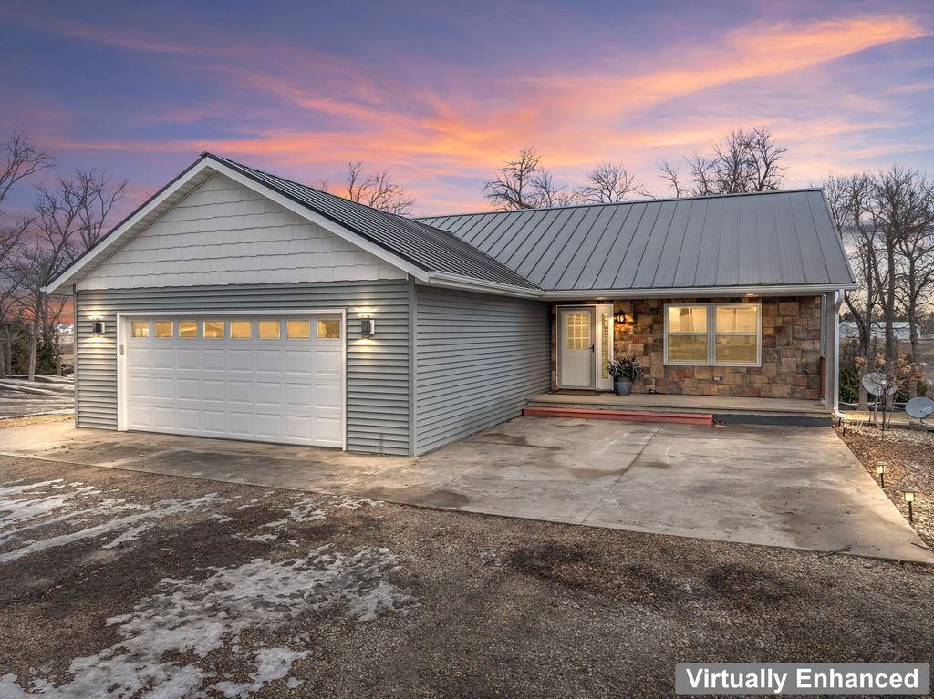 Photo of 23371 650th Avenue, Alden, MN 56009 (MLS # 7019939)