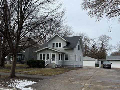 616 Lynn Road SW Hutchinson MN 55350
