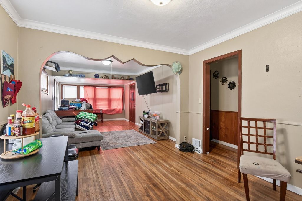 Photo of 556 Gotzian Street, Saint Paul, MN 55106 (MLS # 7018984)