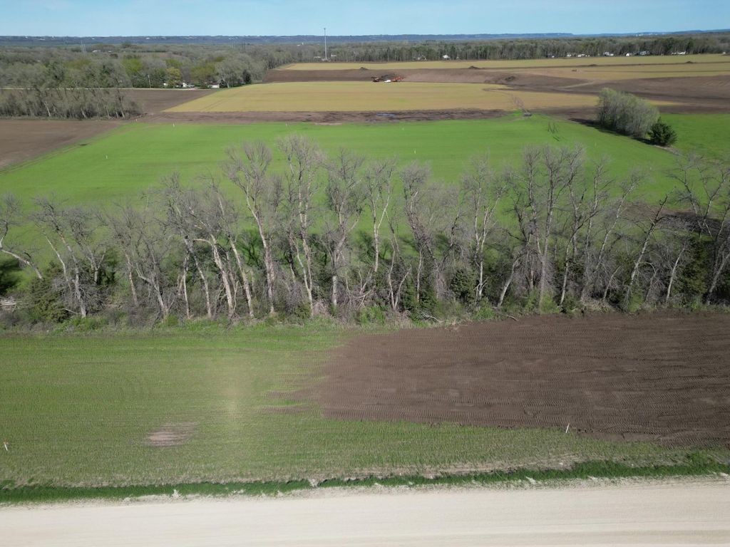 Photo of Lot 2 Orlando Avenue, Hastings, MN 55033 (MLS # 7054103)