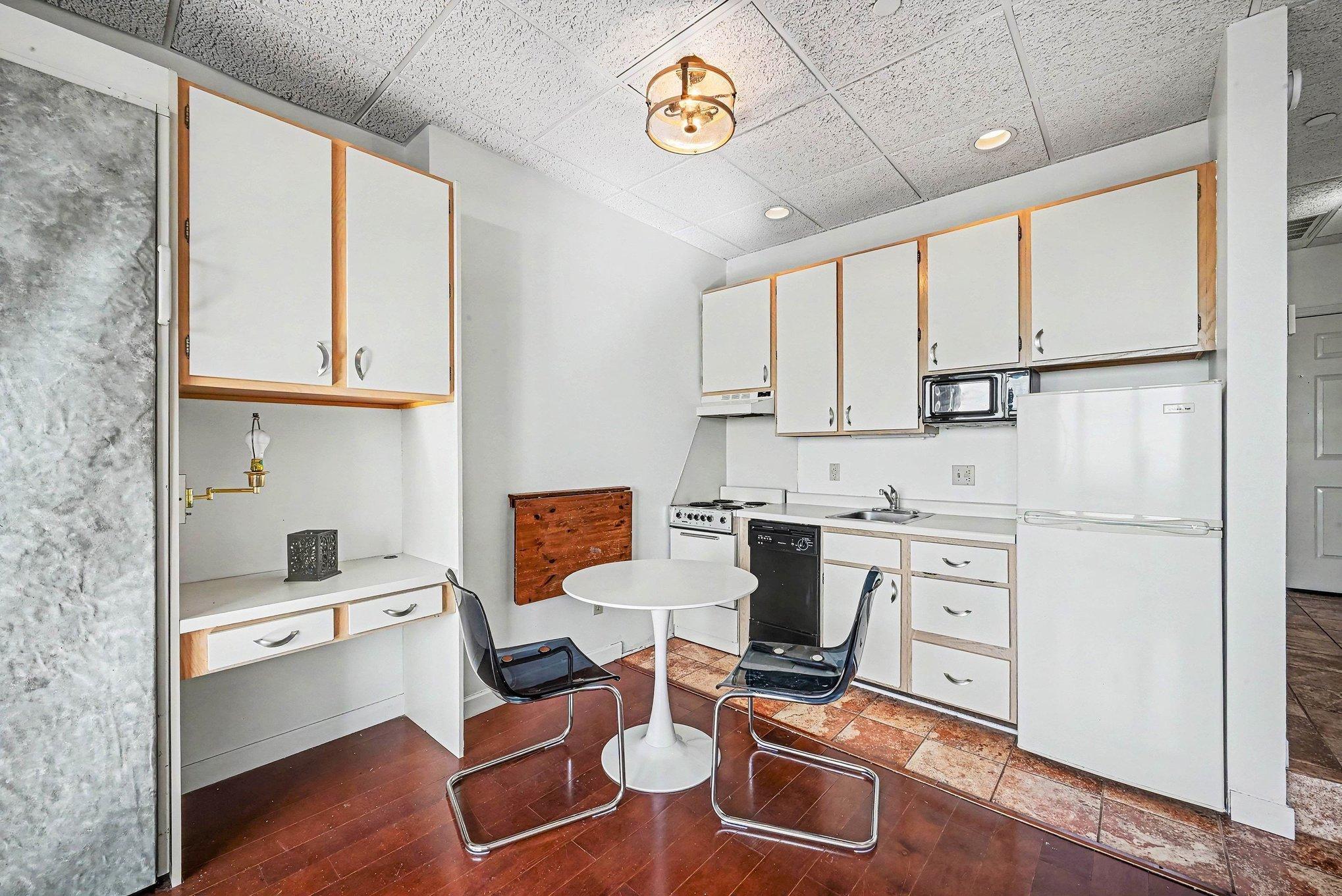 431 S 7th Street 2610