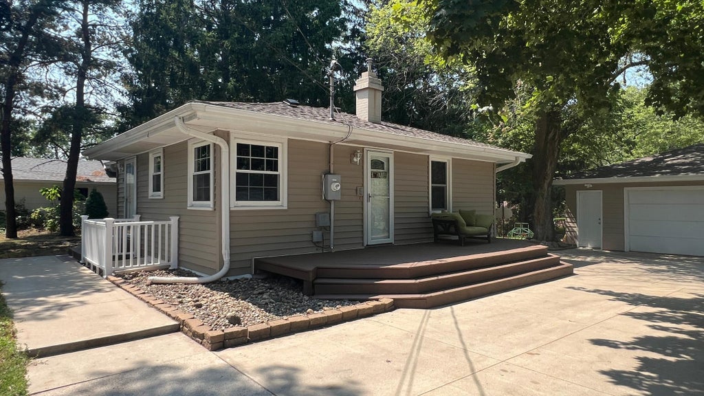 Photo of 1005 3rd Street N, Sauk Rapids, MN 56379 (MLS # 7117087)
