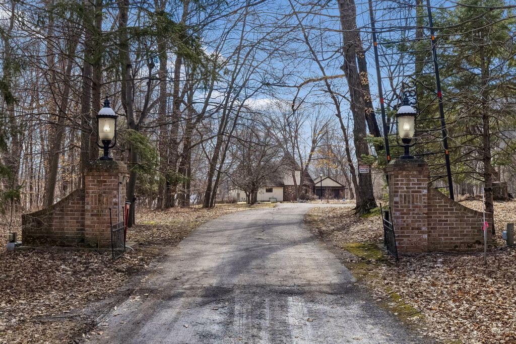 Photo of 2830 Crescent Road, Harris, MN 55032 (MLS # 7041662)