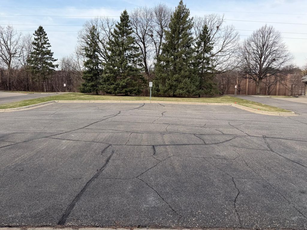 Photo of 13244 Aberdeen Street NE #13, Blaine, MN 55449 (MLS # 7025885)