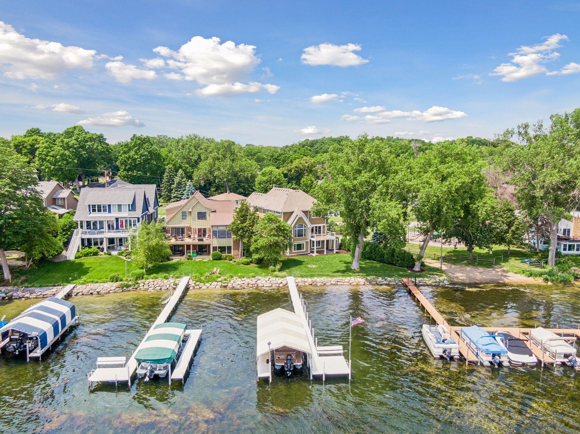 4531 Island View Drive