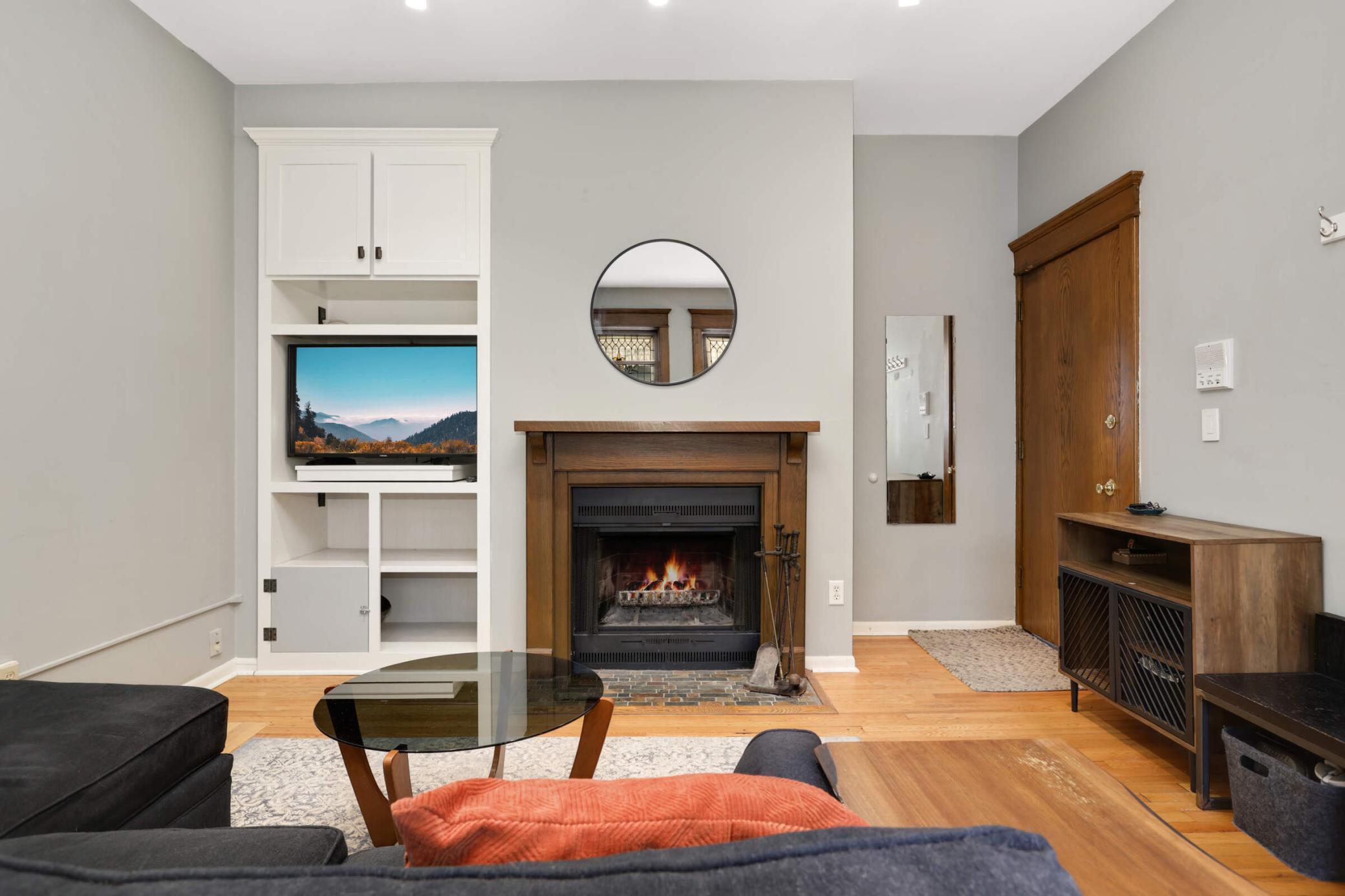 635 Grand Avenue 4