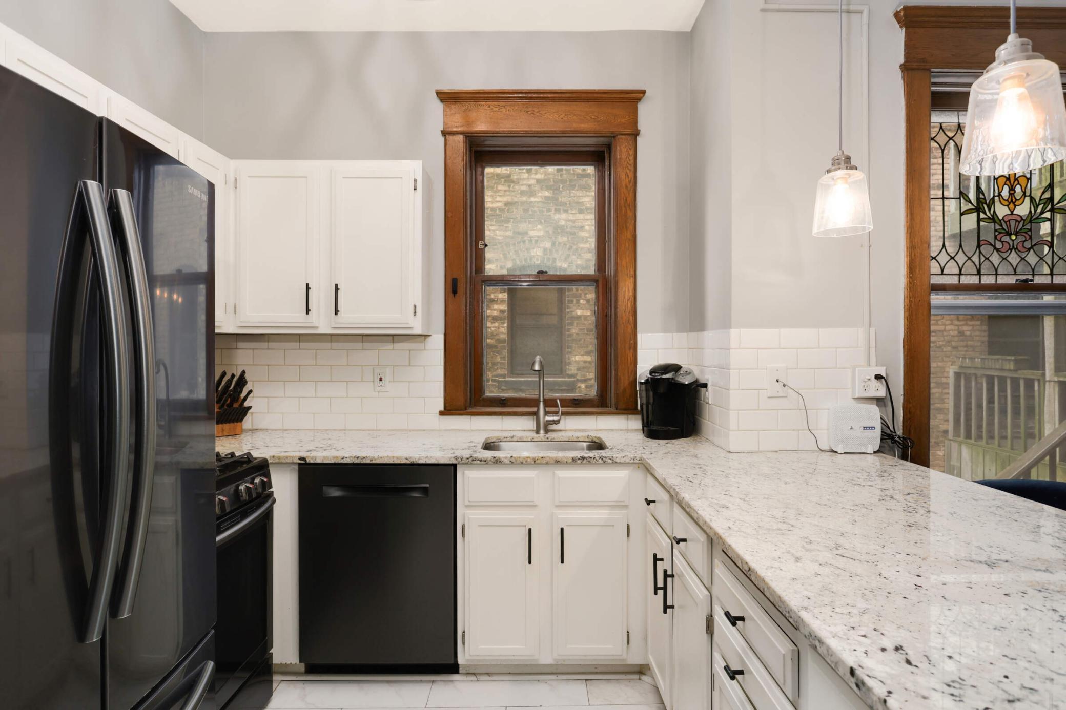 635 Grand Avenue 4