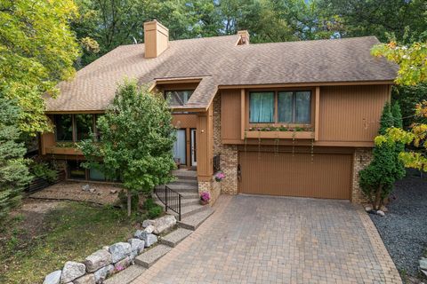 9073 Hyland Creek Circle Bloomington MN 55437