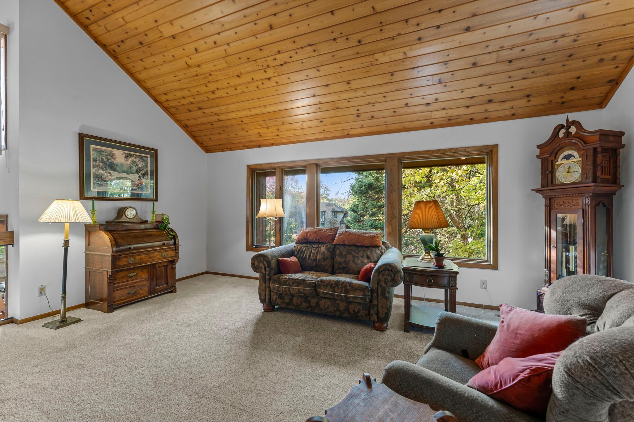 9073 Hyland Creek Circle