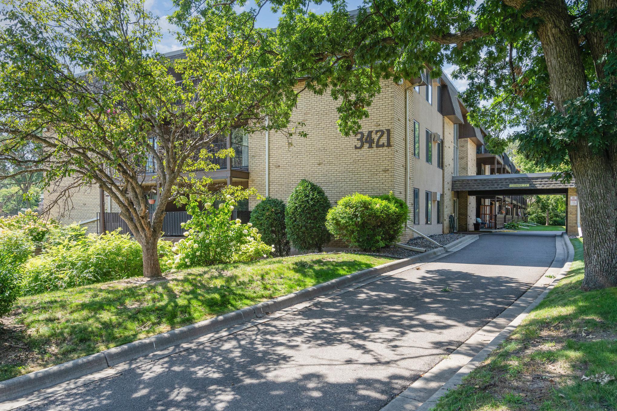 3421 Kent Street 603