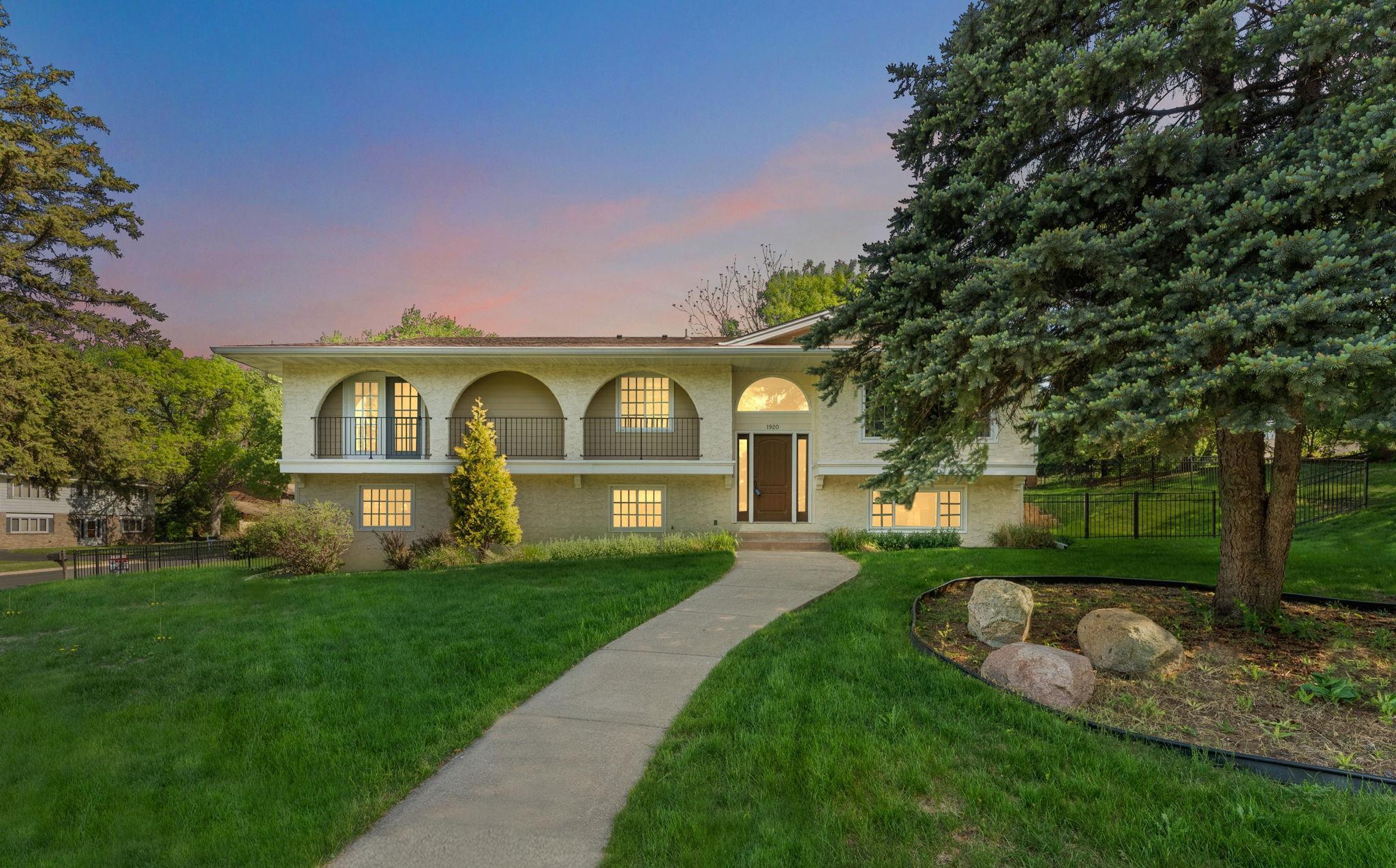 1920 Kyle Place